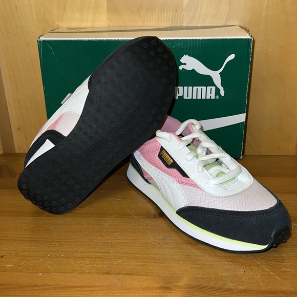 Puma Future Rider Bouquet PS Girl’s Shoes NIB - Picture 3 of 3